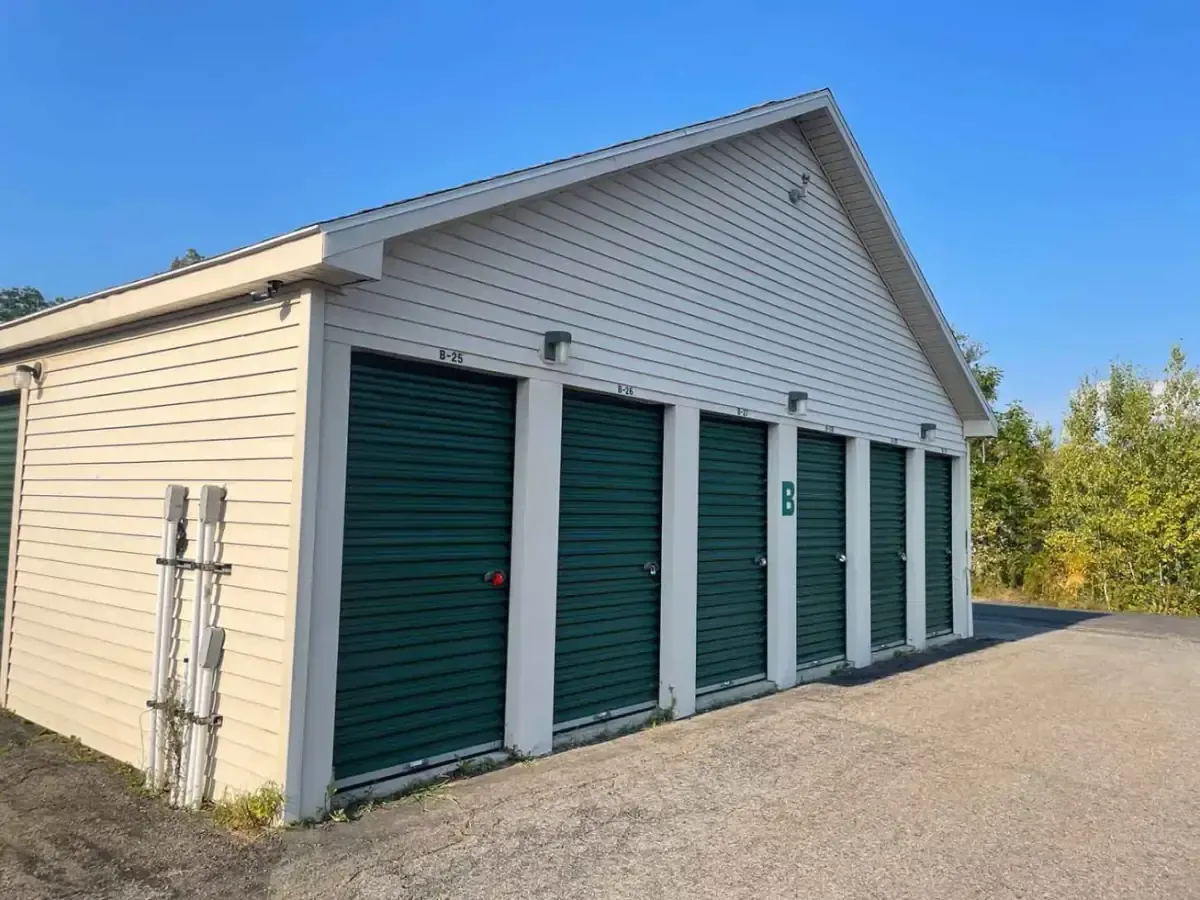 A storage unit building.