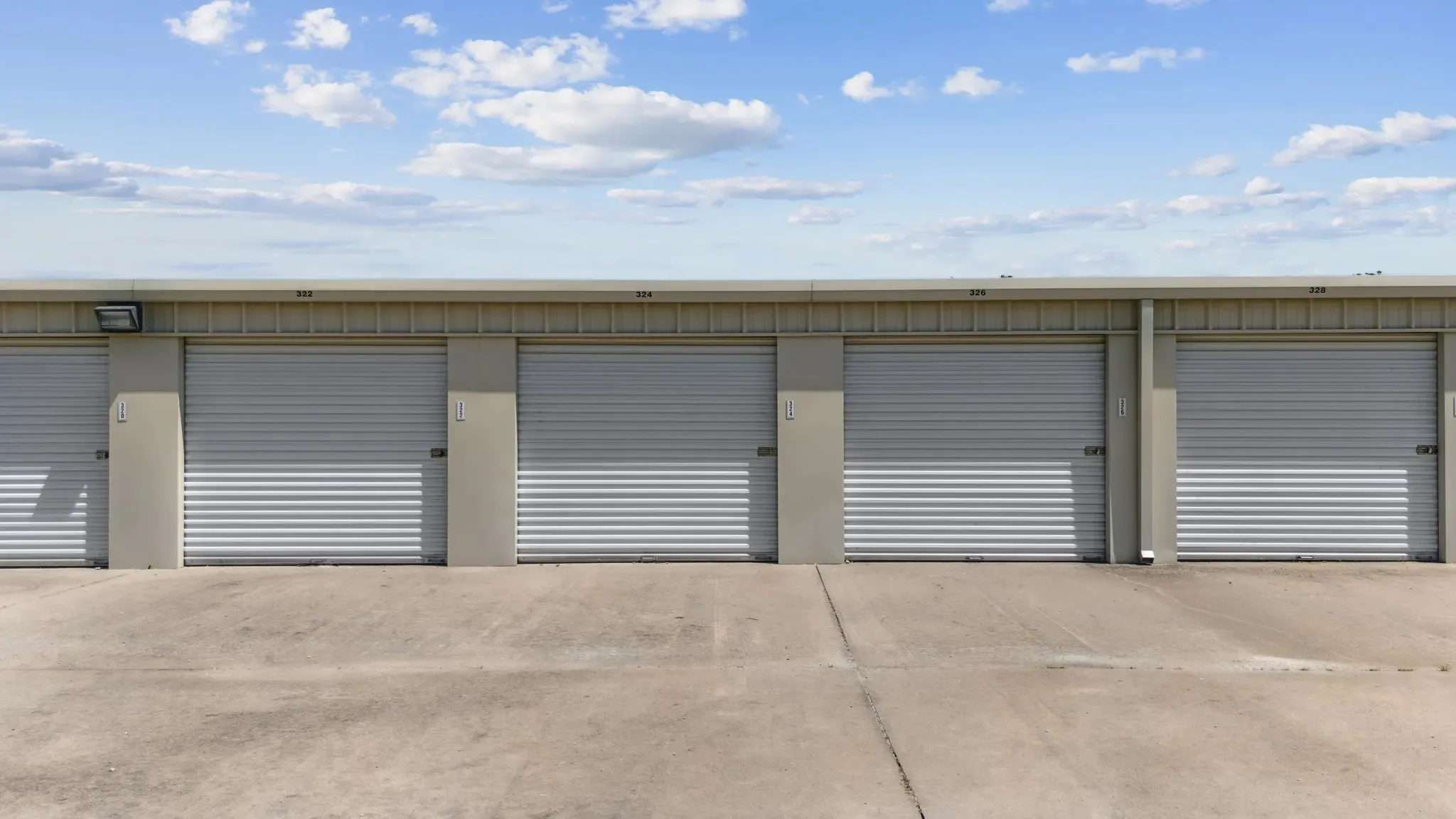 Drive up units at KO Storage