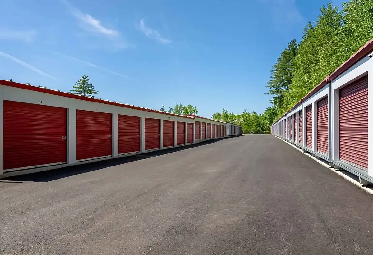 Drive up units at KO Storage