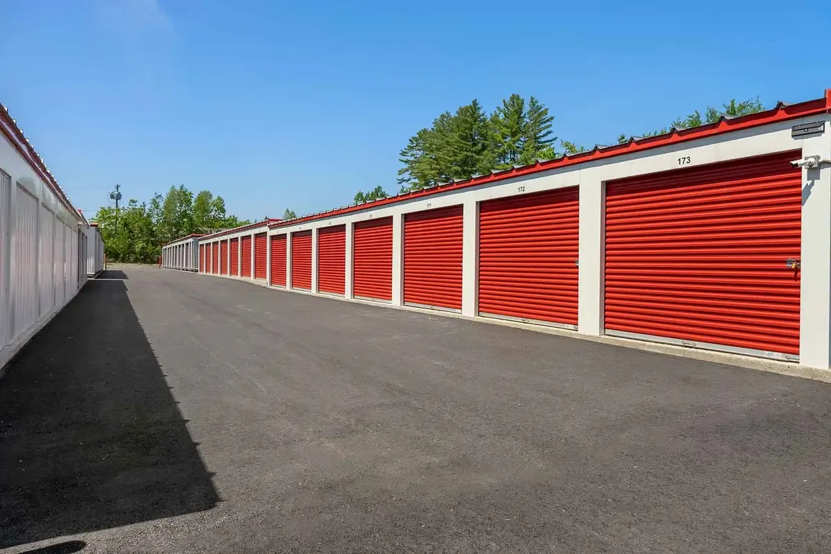 Drive up units at KO Storage