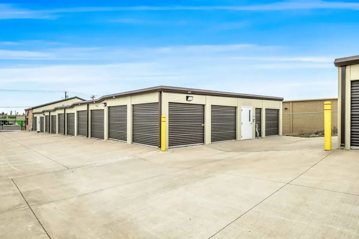 Drive up units at KO Storage