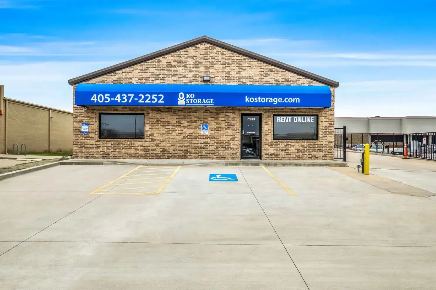 Leasing office at KO Storage
