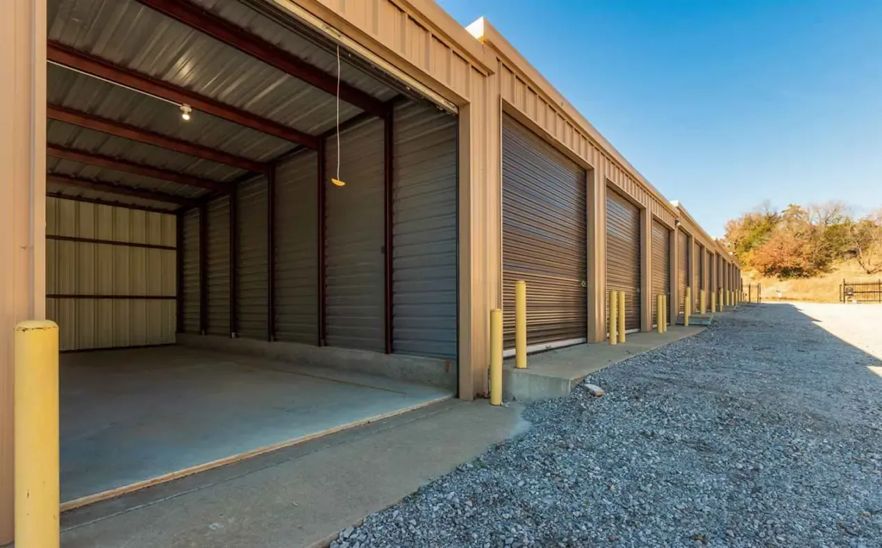 storage unit with open door