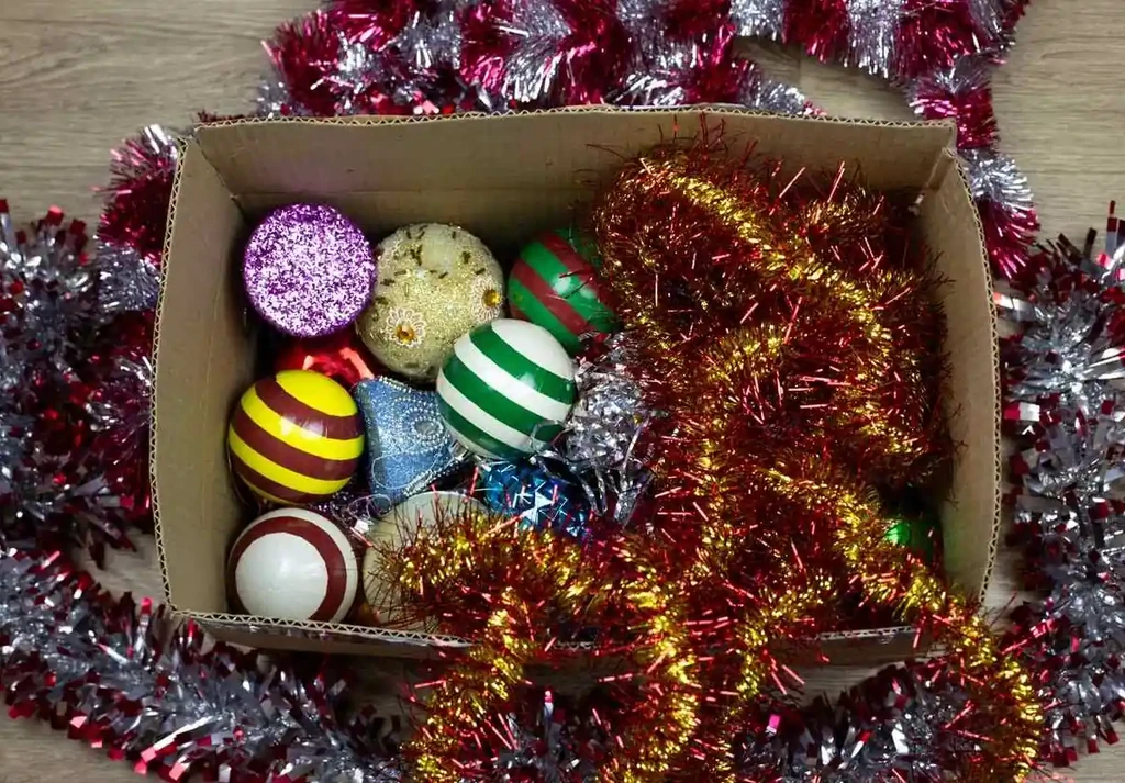 Featured image for Storing Seasonal Decorations Without Damage
