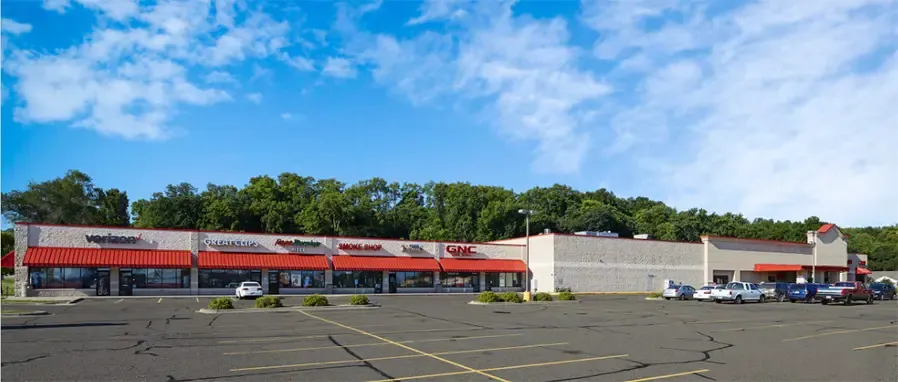 View of KO Storage in Red Wing, MN, and surrounding businesses.